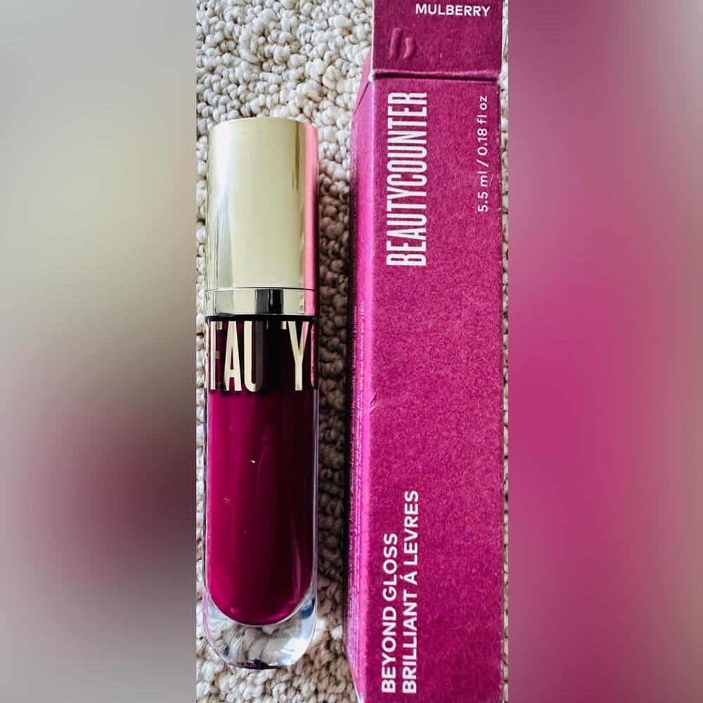 Beautycounter Lip Gloss, Mulberry, Brand New in box